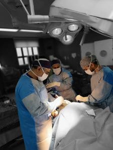 مرکز فوق تخصصی زانو و لگن سعادت آباد تهران دکتر شایان توابی متخصص درمان آرتروز و تعویض مفصل پیشرفته